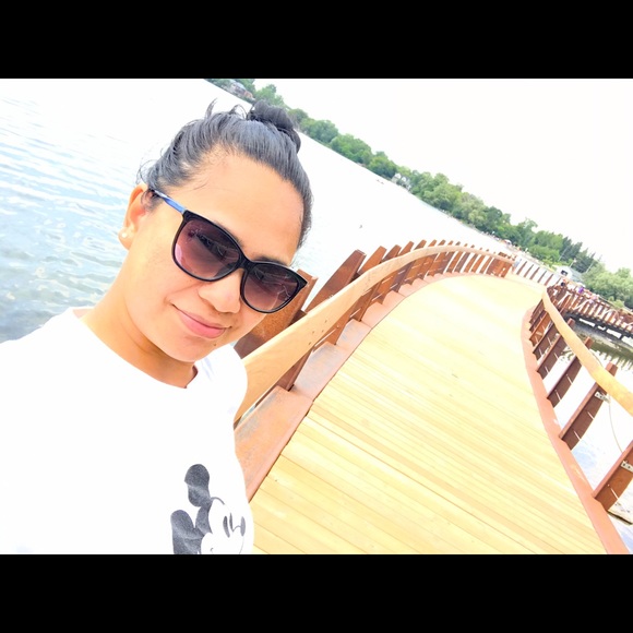 Meet your Posher, Marie angeli - Picture 1 of 2